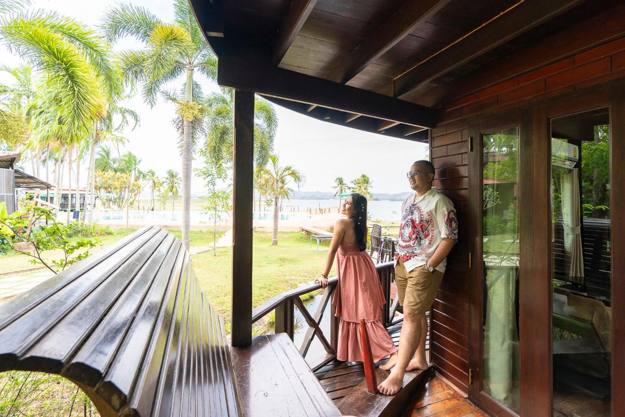 Kaengkrachan Boathouse Paradise Resort Kaeng Kachan Oda fotoğraf